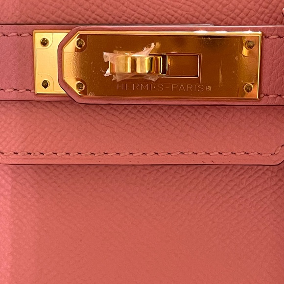 Hermes Birkin in Rose Confetti 30cm RARE, NEW Pink with a Full Set & Box! - Picture 8 of 12